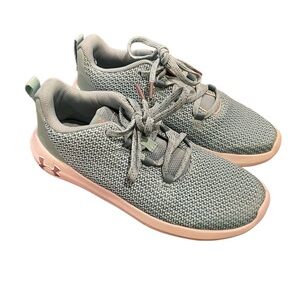 Under Armour Runners